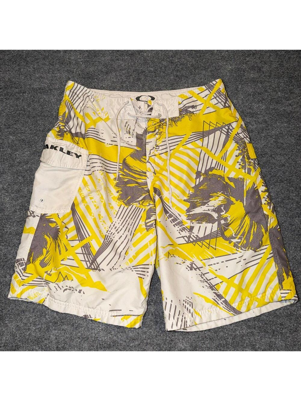 Oakley Tropical Yellow Surf Board Shorts Mens SM 30 VTG Y2K 90s Rare